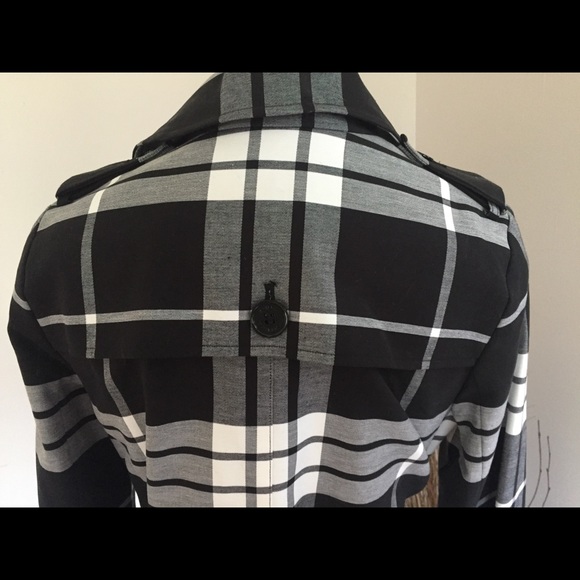 Michael Kors trench coat - Picture 4 of 6